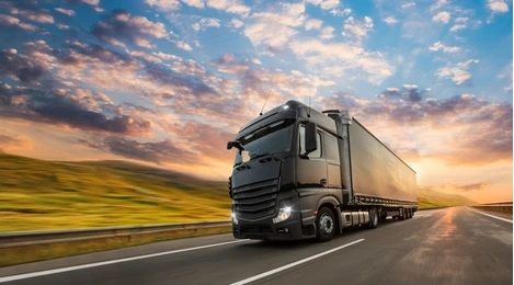 truck-container-on-highway-cargo-260nw-teherauto.jpg